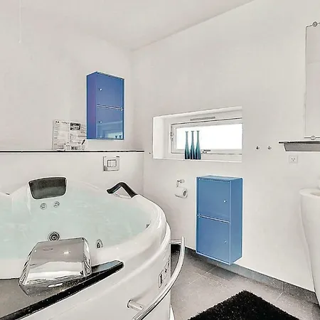 3 Bedroom Beautiful In Sydals Holiday home Horuphav